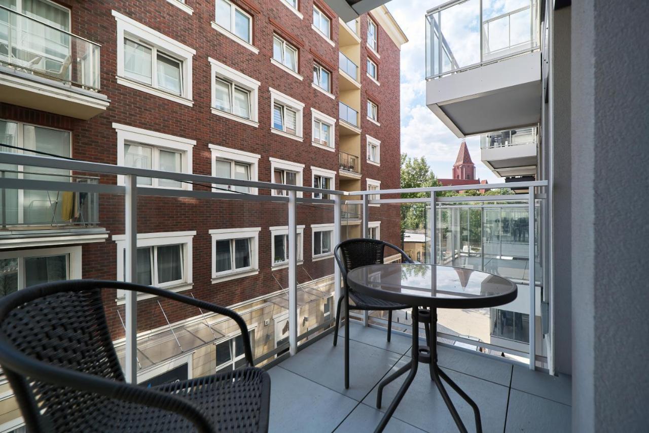 Apartments Wroclaw Jana Pawla II With Free Parking Wroclaw By Noclegi Renters Exteriör bild